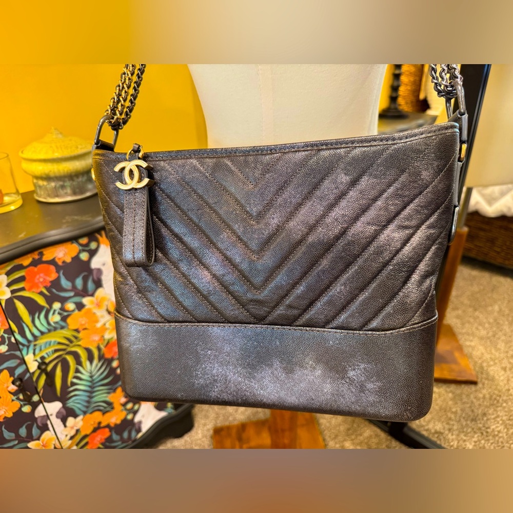CHANEL Metallic Caviar Chevron Quilted Medium Gabrielle Hobo Dark Silver Gold